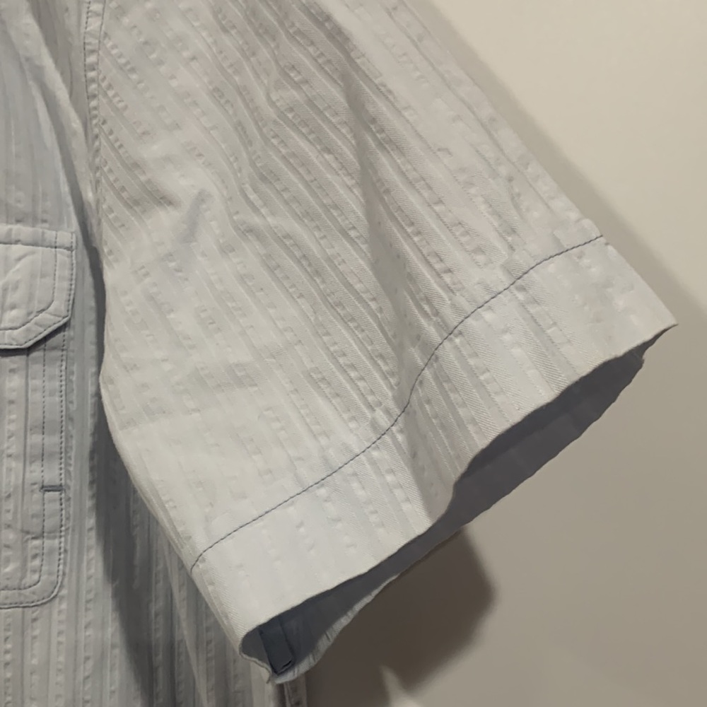 A3️⃣ Tommy Bahama Casual Button Down Shirt Lg - Picture 6 of 9